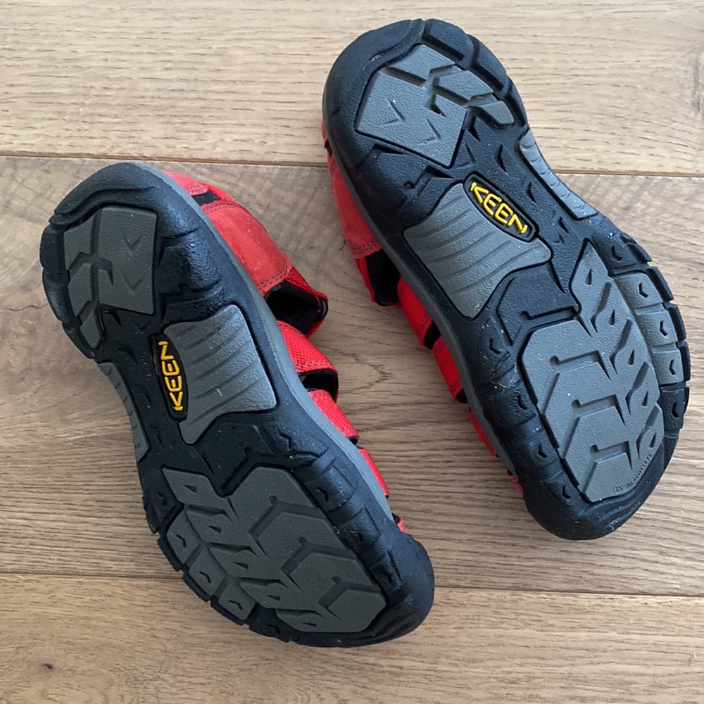 Keen Waterproof Sandals - Picture 3 of 3